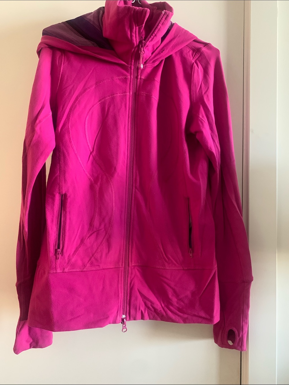 Lululemon Women’s Hot magenta Pink Hooded Utility Jacket size 8